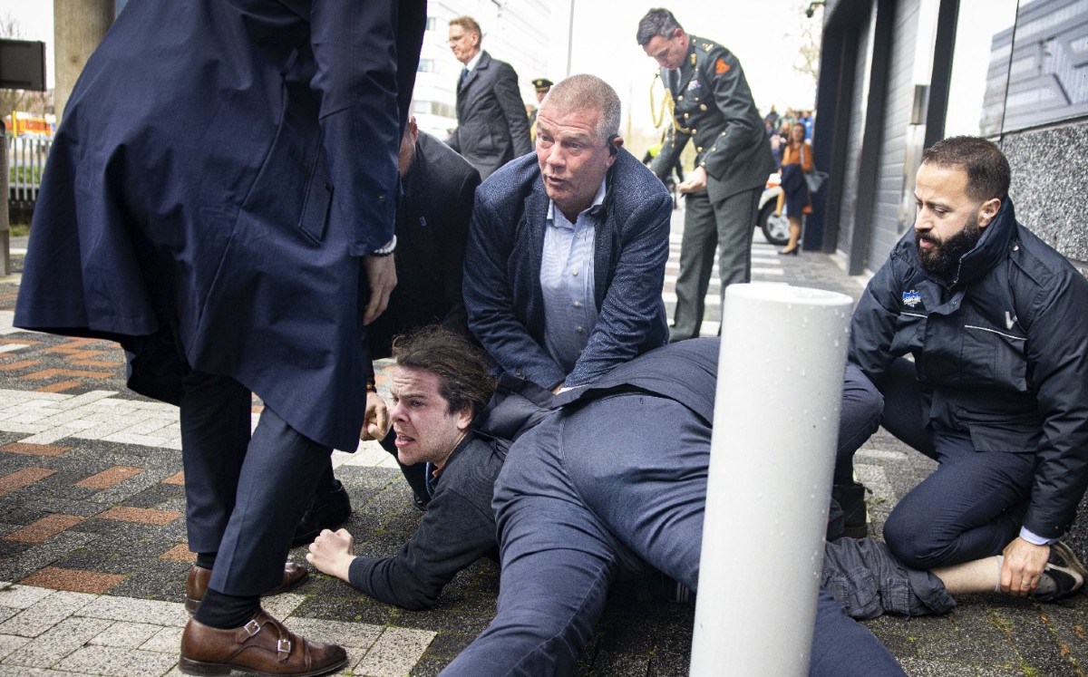 Estudiantes detenidos en Universidad de Ámsterdam | AFP