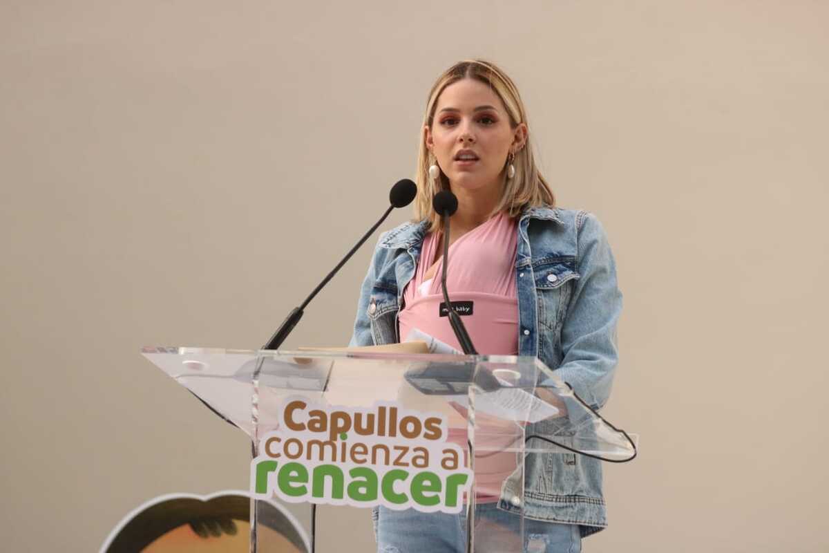 Mariana Rodríguez Cantú | Raúl Palacios