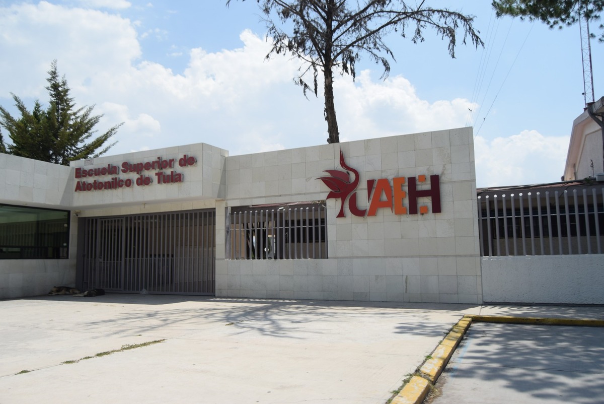 Las autoridades recibieron múltiples reportes anónimos sobre la presencia de tres hombres y una mujer intimidado a alumnos (Francisco Villeda)