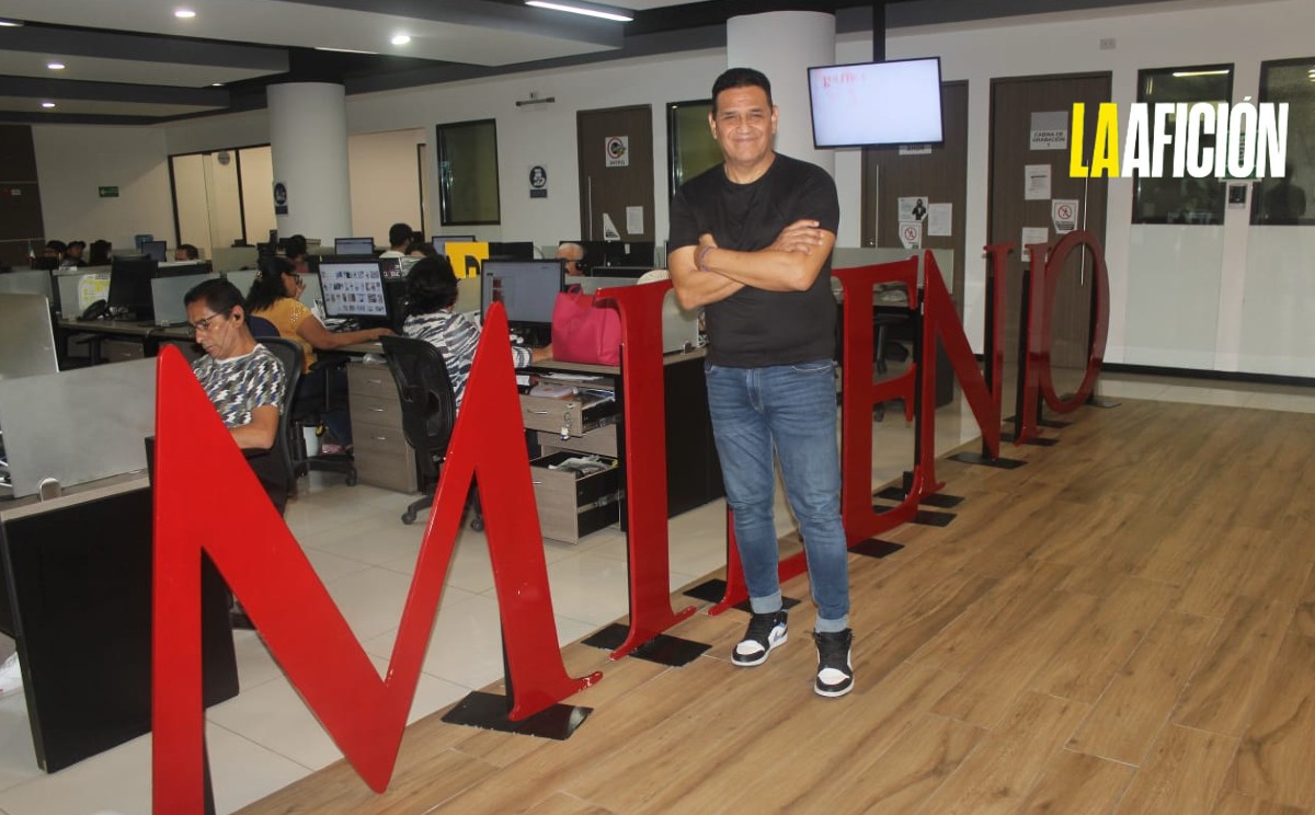 Hugo Pineda Vargas visitó la instalaciones de Notivox Tamaulipas. | Foto: Sergio Sánchez