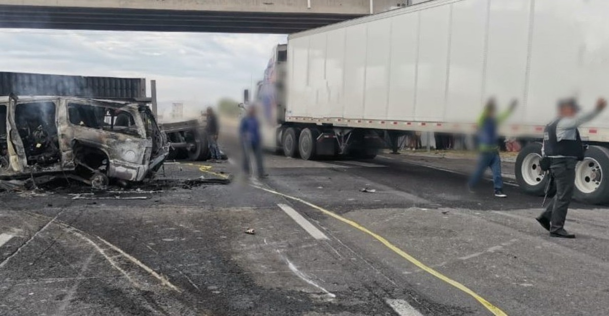 La Guardia Nacional implementó un operativo vial ante el cierre.| Twitter @GN_Carreteras