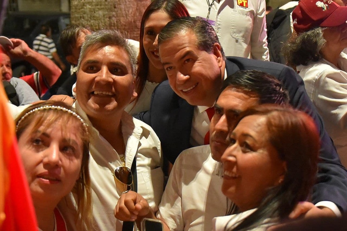 Con desayunos e infraestructura, Mejía Berdeja se compromete a mejorar educación en zonas rurales. | Especial