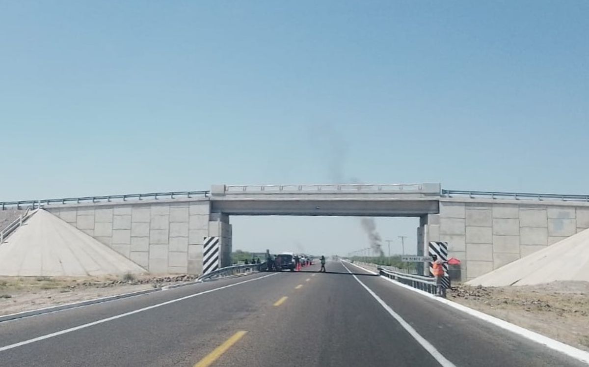 El percance se registró a la altura del puente vehicular del ejido Benito Juárez.