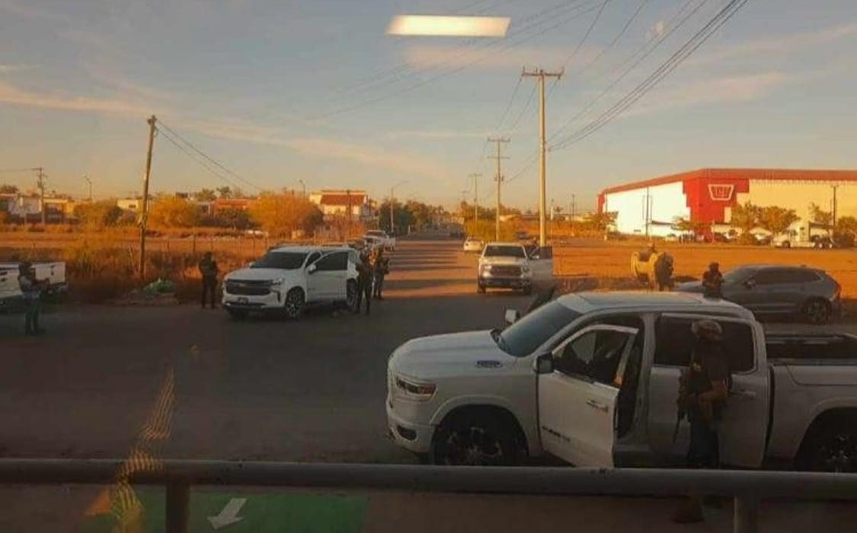 Los civiles armados habrían acudido a zonas concurridas en Sinaloa. | Especial