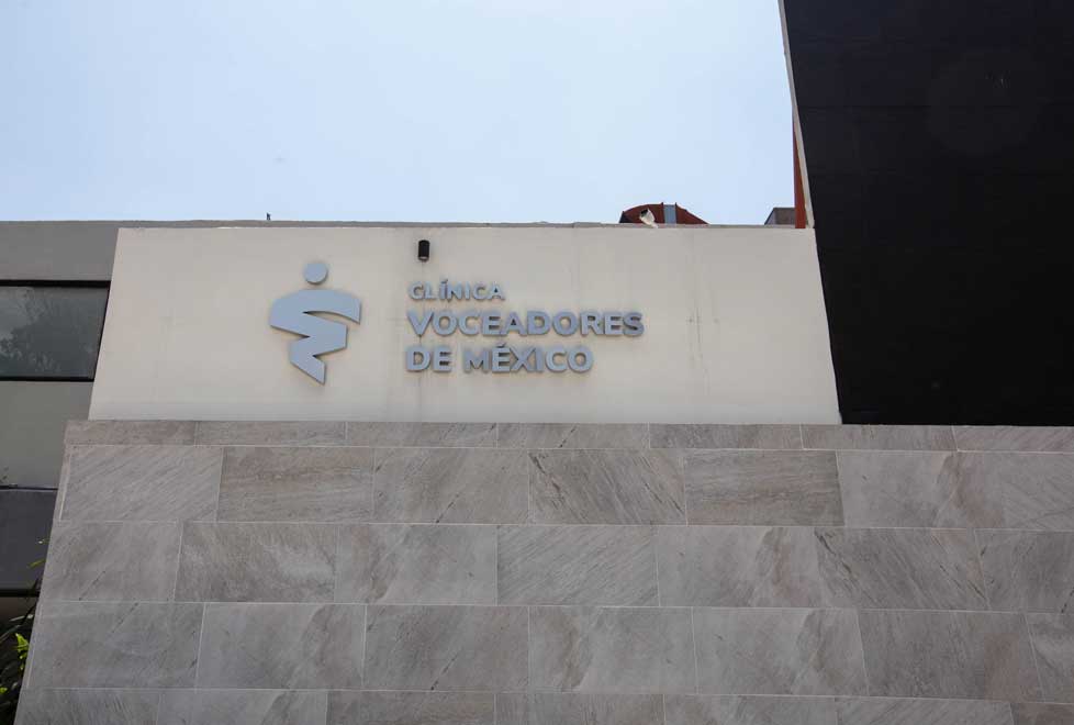hopital front