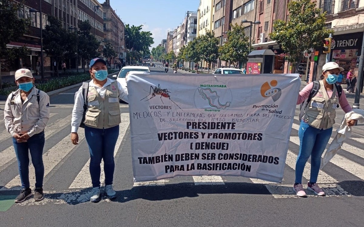 Los manifestantes bloquearon el paso en la avenida 20 de Noviembre. | César Velázquez