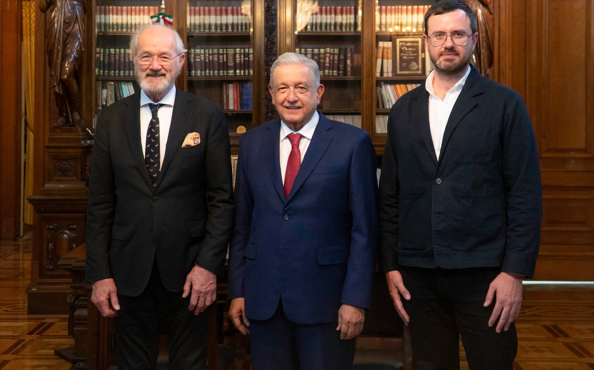 AMLO se reúne con familia de Julián Assange; “lo seguiremos defendiendo”, promete. | Twitter