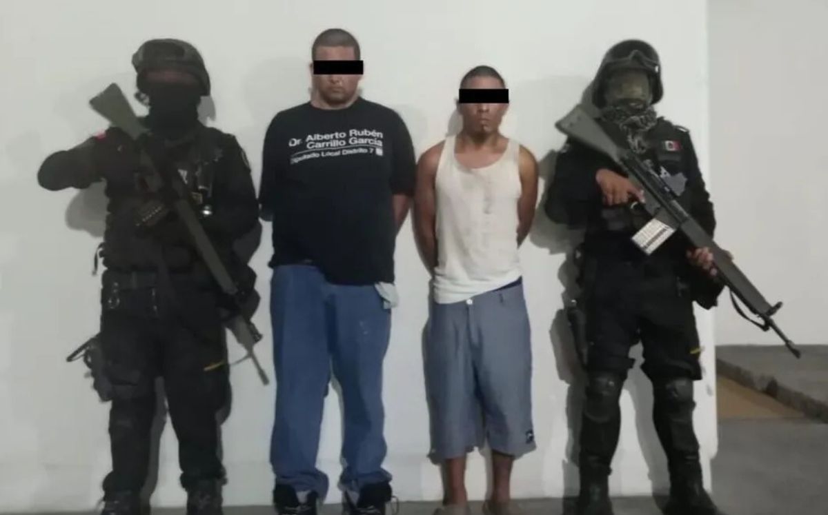 Los detenidos fueron identificados como Juan "N" de 23 años de edad y Julio "N" de 32 años de edad | Especial