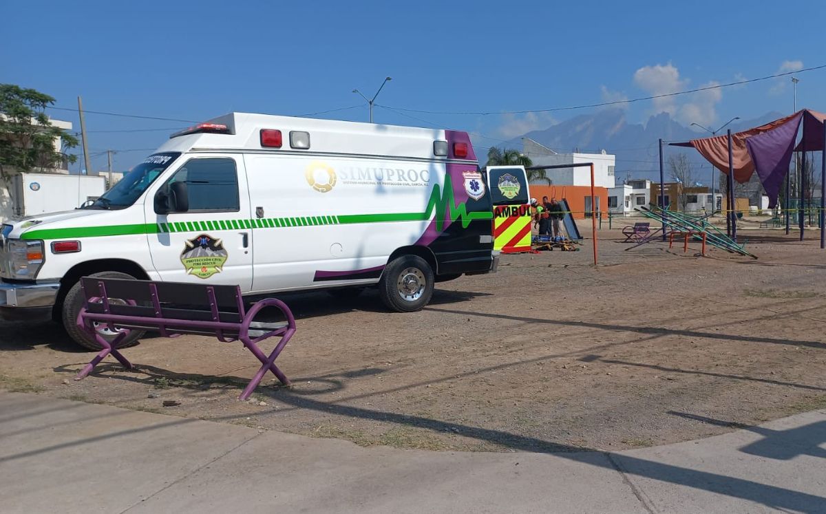 Disparan a hombre en parque público en la colonia Sierra Real, en García. Especial