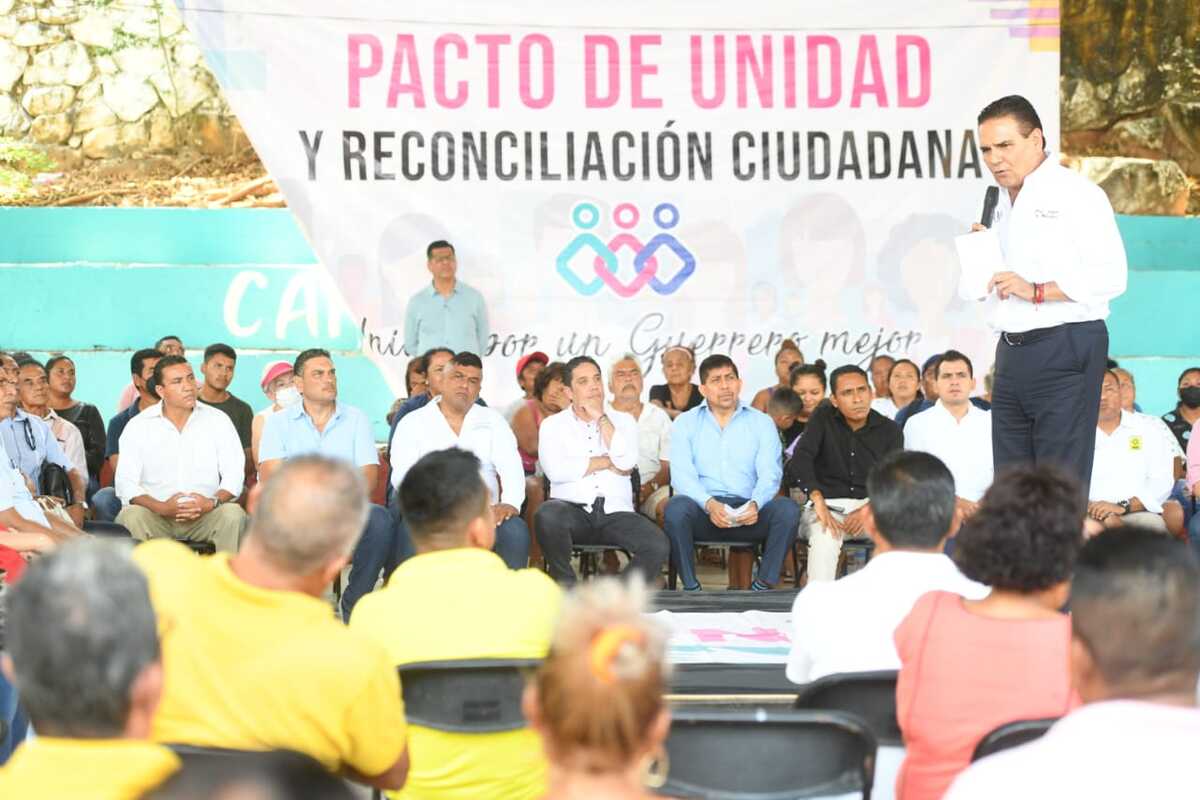 El aspirante presidencial Silvano Aureoles Conejo. (Especial)