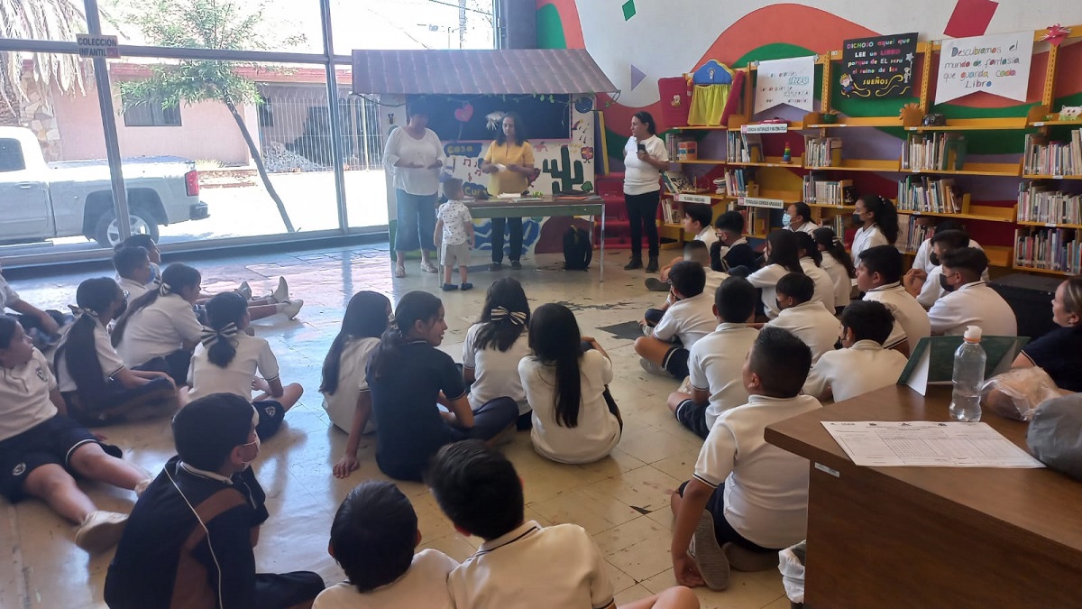 Poco más de mil personas asistieron a las actividades organizadas por el café literario. (cortesía)
