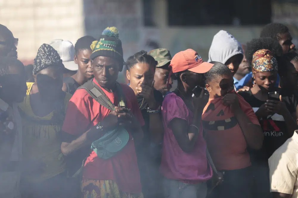 Turba quema vivos a 13 presuntos pandilleros en Haití | AP