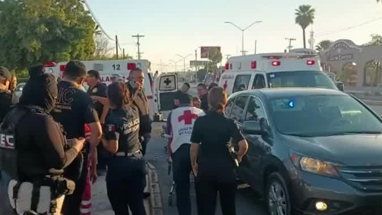 Balean a pareja frente al Aeropuerto en Torreón, Coahuila