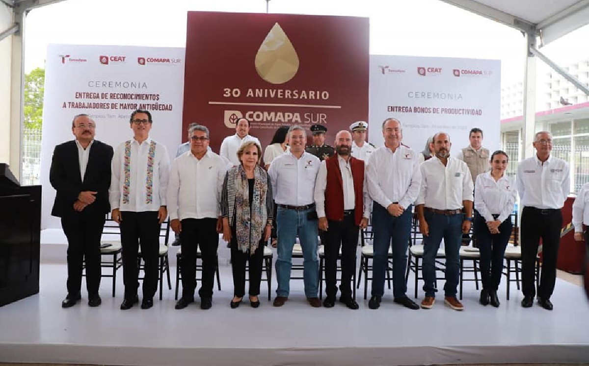 Se conmemoró el 30 aniversario de la Comisión Municipal de Agua Potable y Alcantarillado.