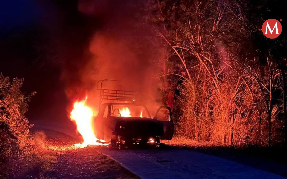 Se incendia camioneta por corto circuito en el norte de Veracruz