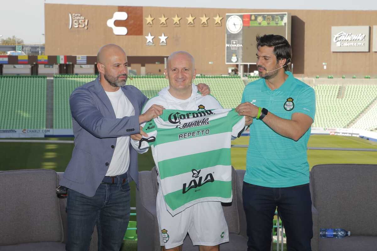 Pablo Repetto fue presentado como nuevo director técnico de Santos Laguna. (Manuel Guadarrama)