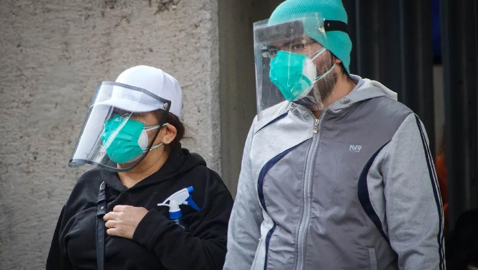Pandemia de covid va en buena reducción en México, asegura López-Gatell