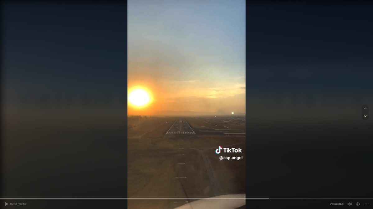 Aterrizaje en aeropuerto en Guadalajara visto en TikTok (Especial)