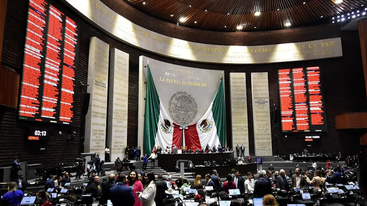 Concluye sesión ordinaria en la Cámara de Diputados tras poco más de 24 horas