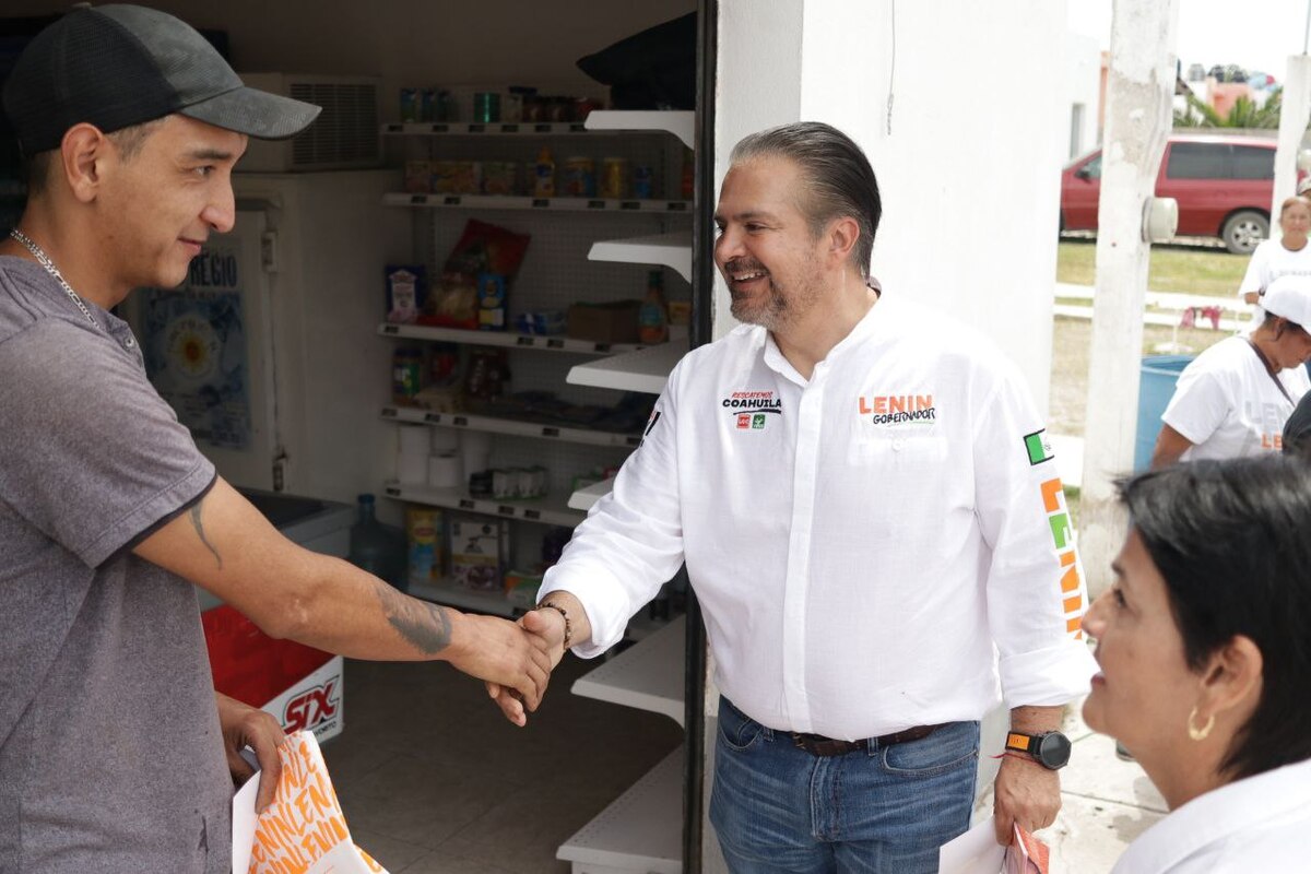 Lenin Pérez visitó el municipio de Sabinas. | Especial
