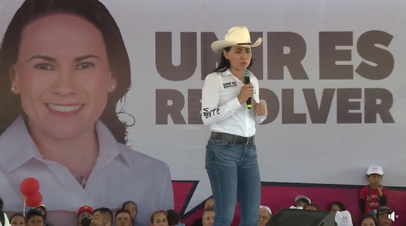 Pide Del Moral convencer a indecisos y destaca 20 años de funcionaria sin escándalos de corrupción. Especial