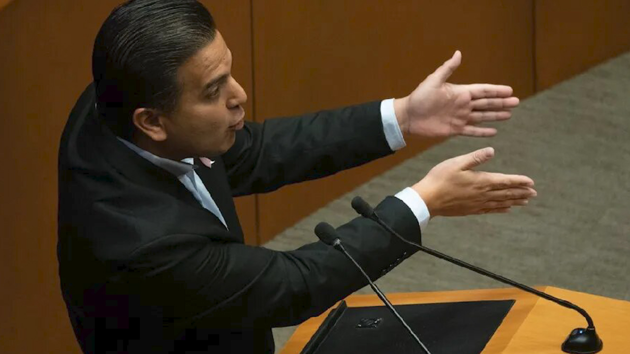 "Bancadas de Morena no le dicen que no al gobierno": Damián Zepeda