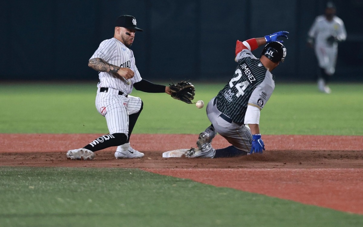 Mariachis venció 2-1 a Tecolotes en el tercer juego de la serie. (Cortesía)