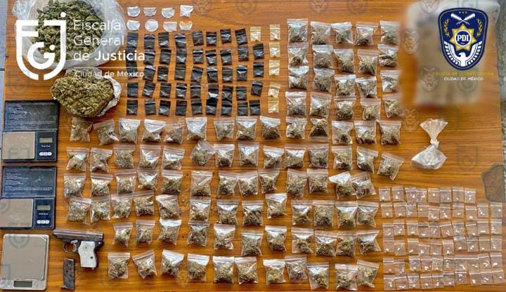 Detienen a cuatro en Iztacalco.