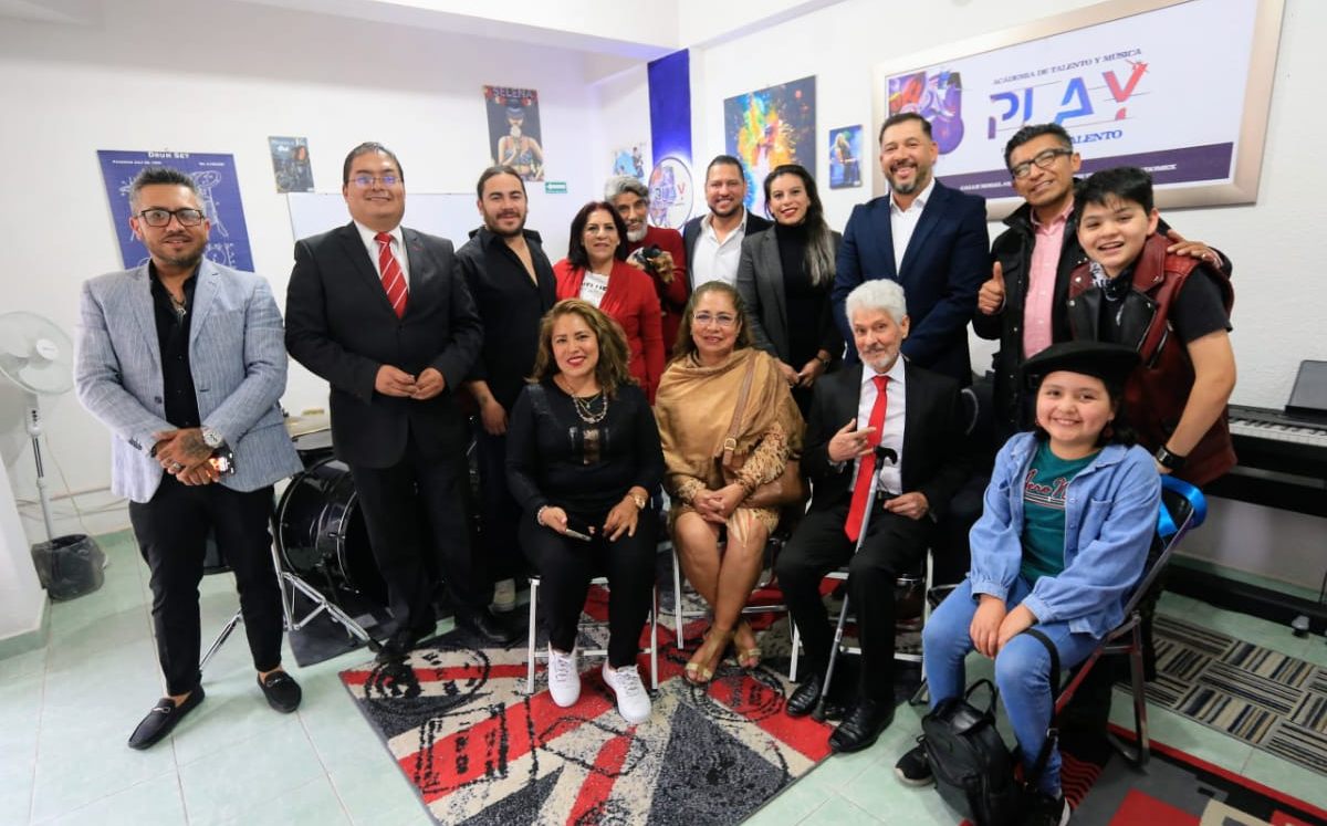 Inauguran academia de música en Metepec. Iván Carmona