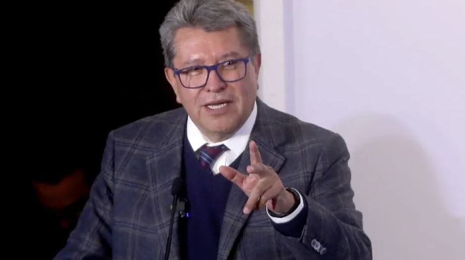 Monreal admite que su liderazgo "está socavado" al no lograr designación de comisionado del INAI