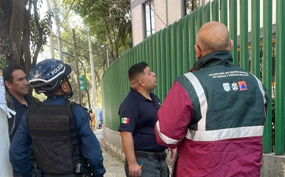 El incidente ocurrió en la calle Presa Tepuxtepec. | Luis Alfaro