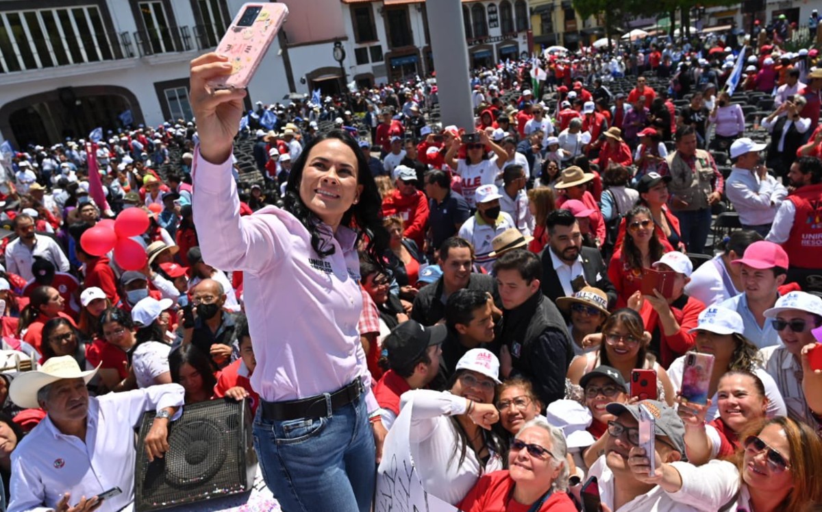 Alejandra del Moral firma agenda para la niñez y adolescencia mexiquense. | Twitter