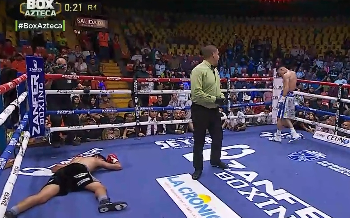 Julio César Chávez explota en vivo por protocolo con boxeador desvanecido (Twitter @AztecaDeportes)