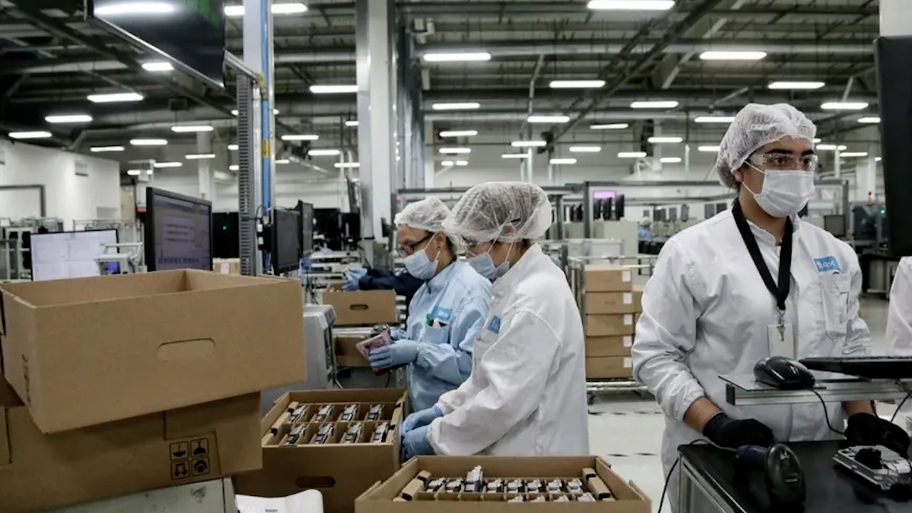 Pese a aumento de salarios, trabajo y productividad han decaído: Ceesp