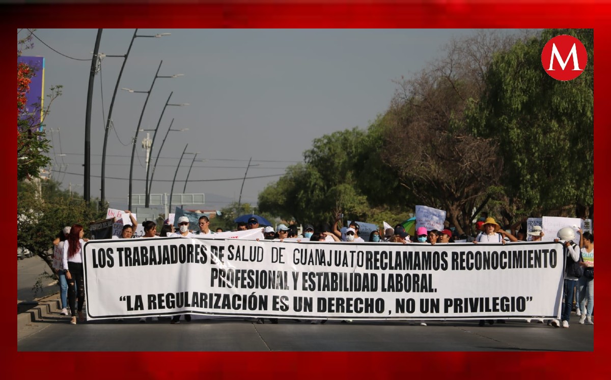 Protestan trabajadores de la Salud en León | Dany Béjar