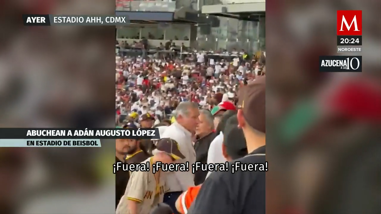 Abuchean a Adán Augusto López en estadio de beisbol en CdMx
