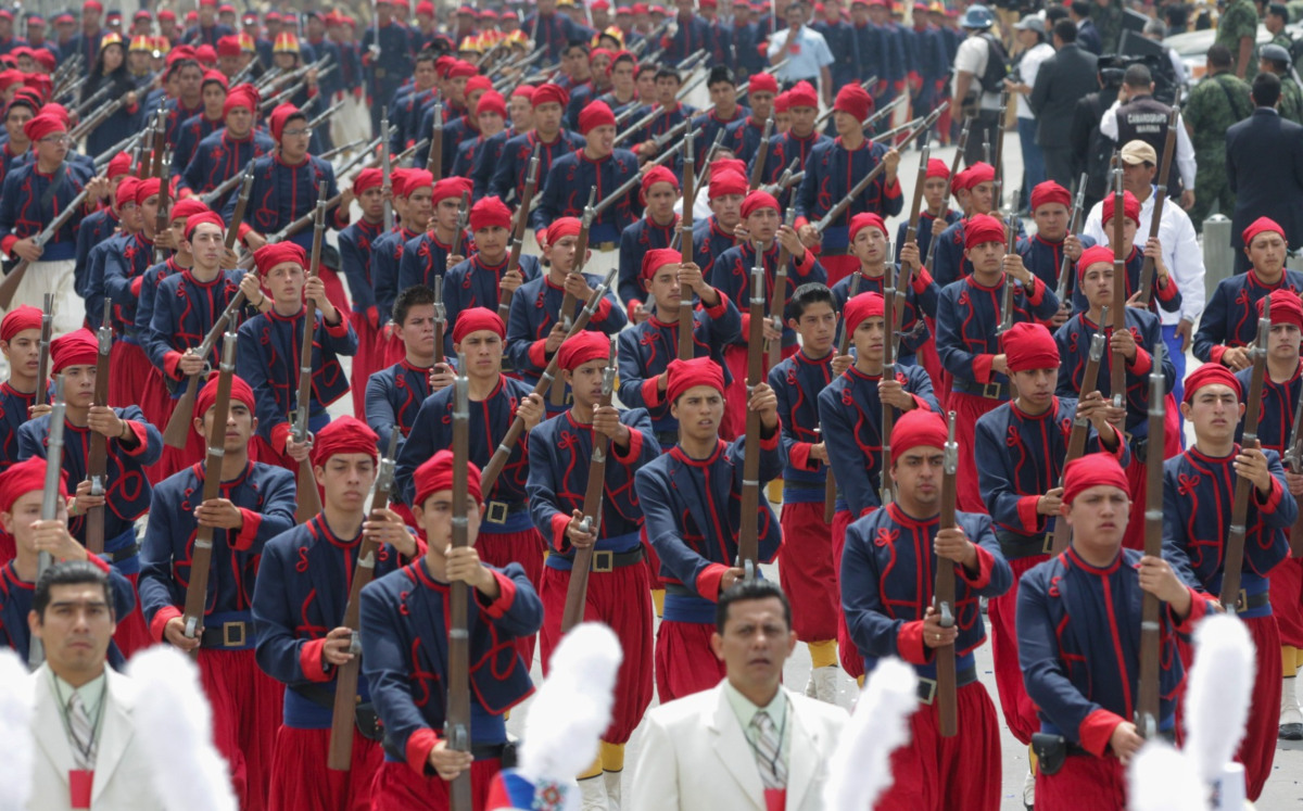 Desfile del 5 de mayo en Puebla | Andrés Lobato