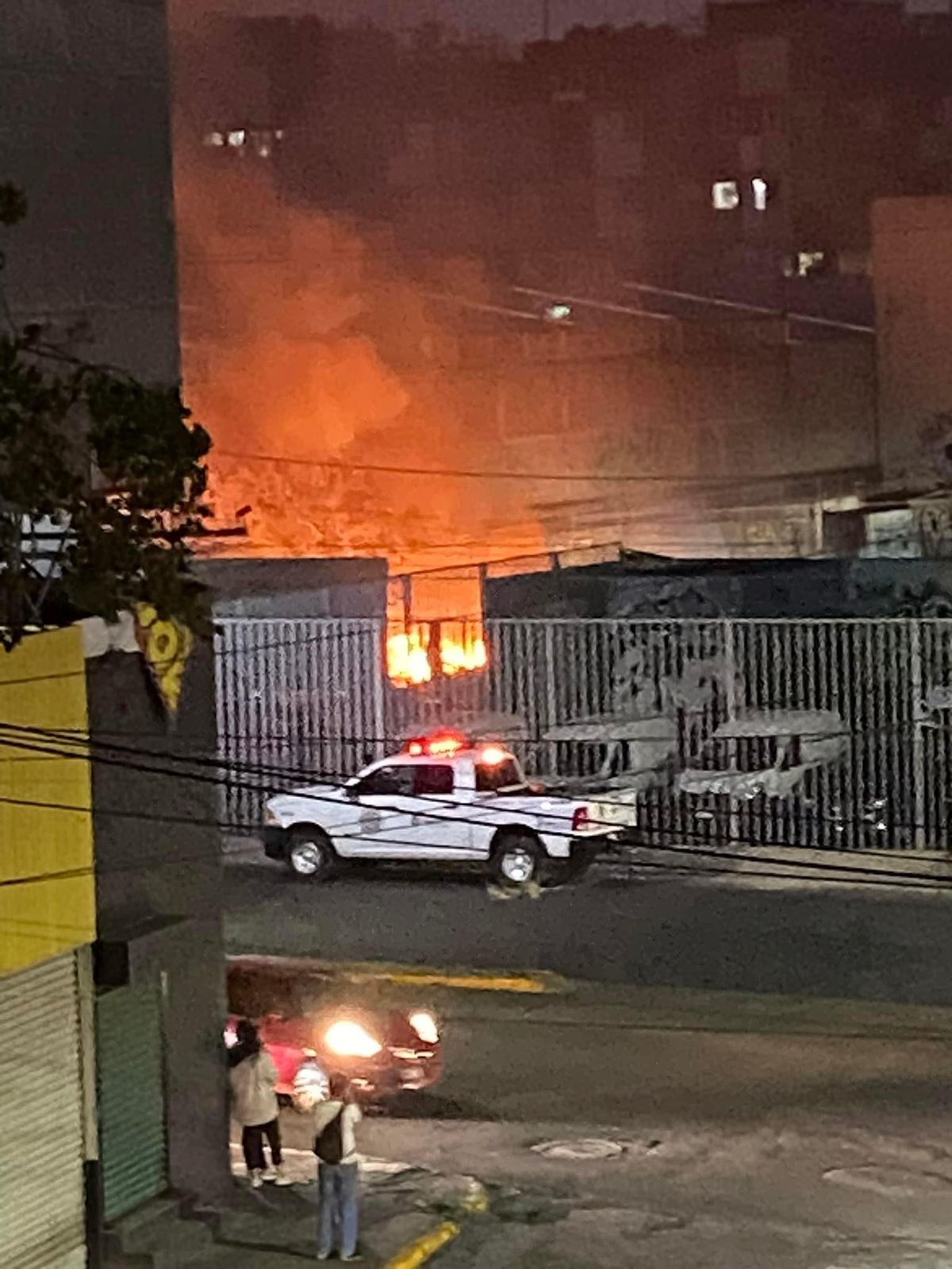 Elementos de seguridad ya se encuentran en el lugar. (Juan Camacho)