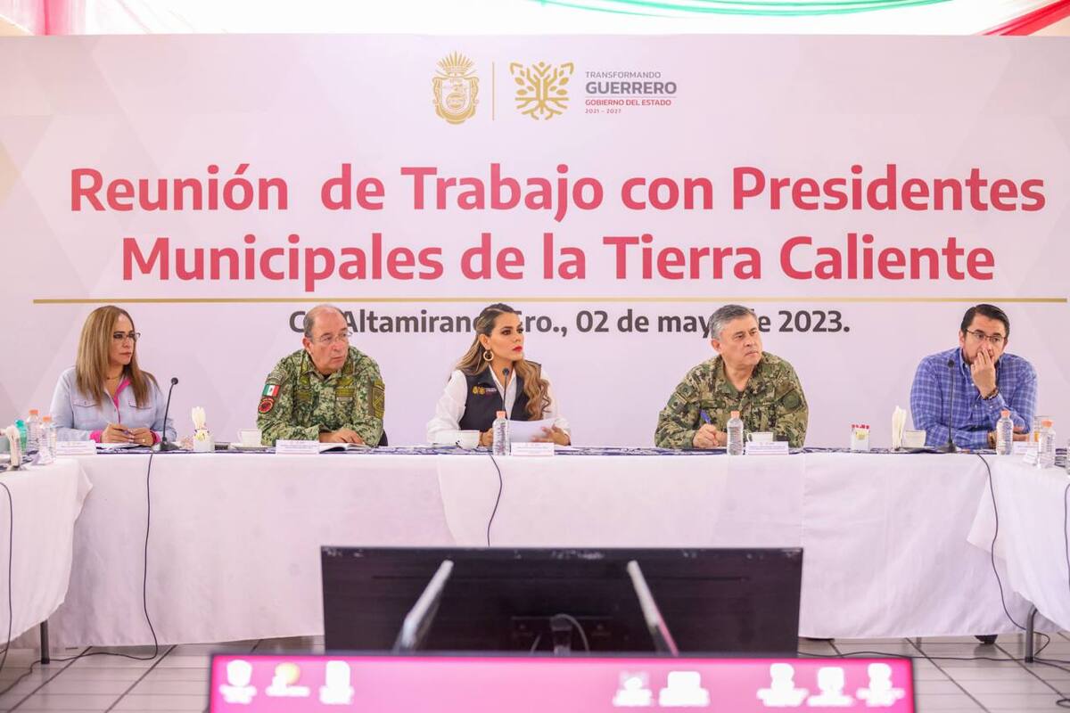 A través de su política de diálogo se lograron grandes acuerdos en beneficio de la población . | Especial
