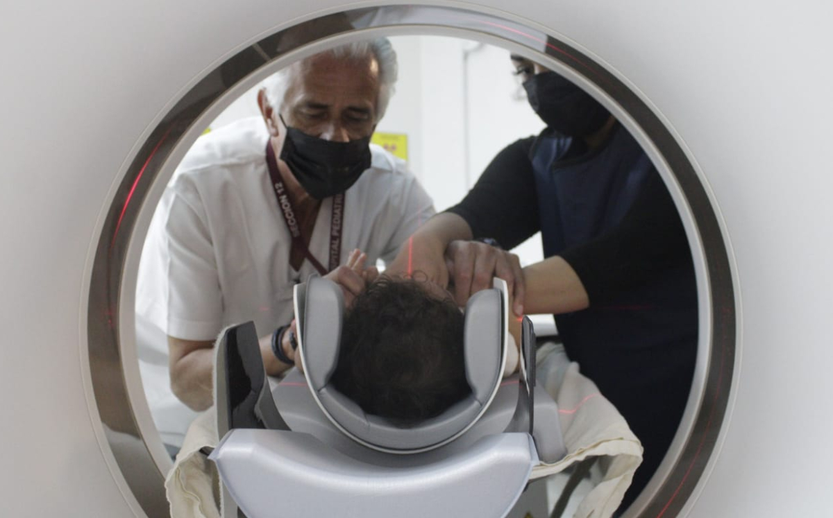 Inauguran tomógrafo en Hospital Pediátrico Legaria. (Especial)