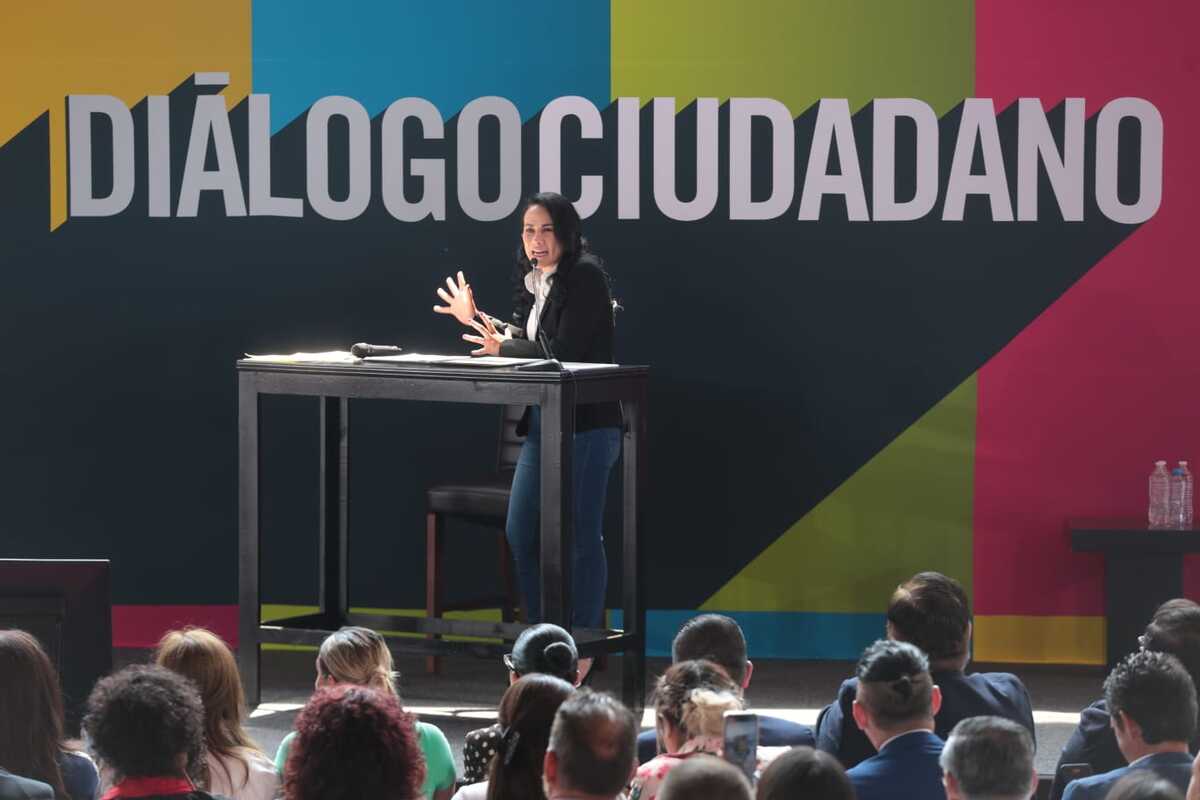 Alejandra del Mroal en Diálogo Ciudadano. │ Jesús Quintanar