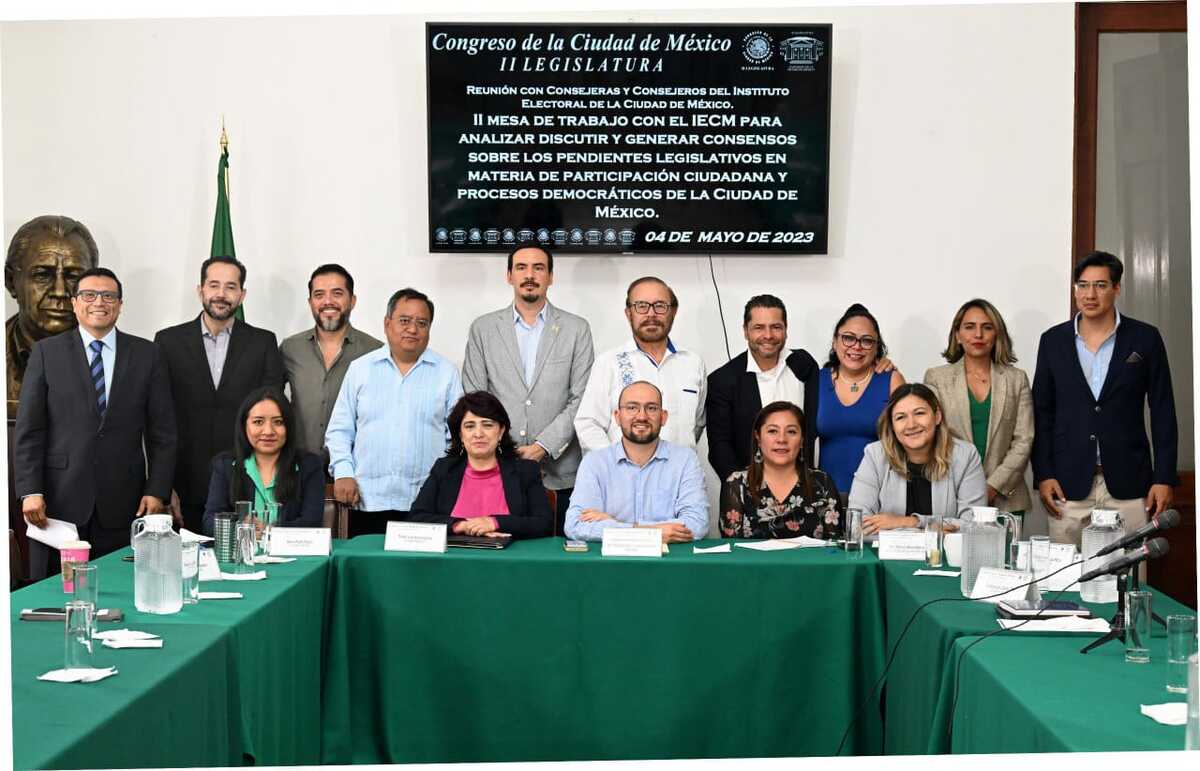 Congreso CdMx se reune con consejeros.