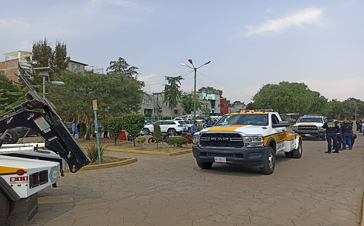 Los operativos contra los autos chatarra se realizan los 365 días del año en las 16 alcaldías de la Ciudad de México. / Enrique Luna
