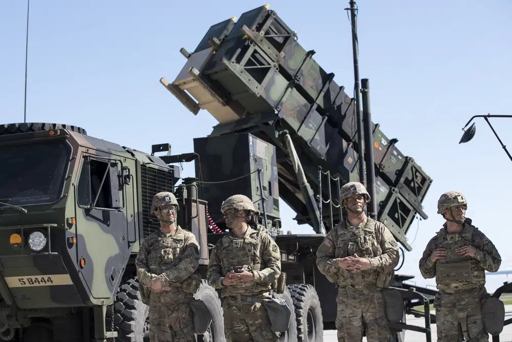 Ucrania derriba misil hipersónico ruso con US Patriot | AP