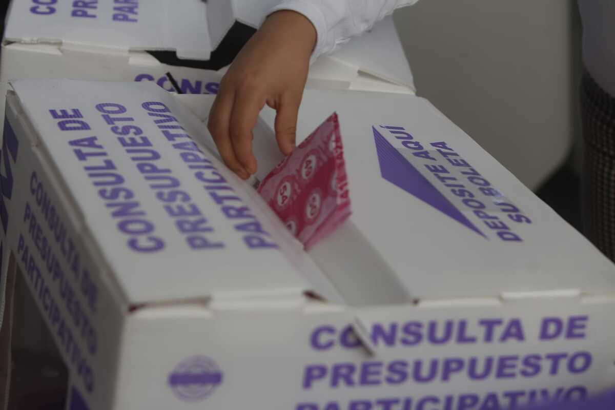 Depositan en urna voto por Presupuesto Participativo en CdMx. (Ariana Pérez)
