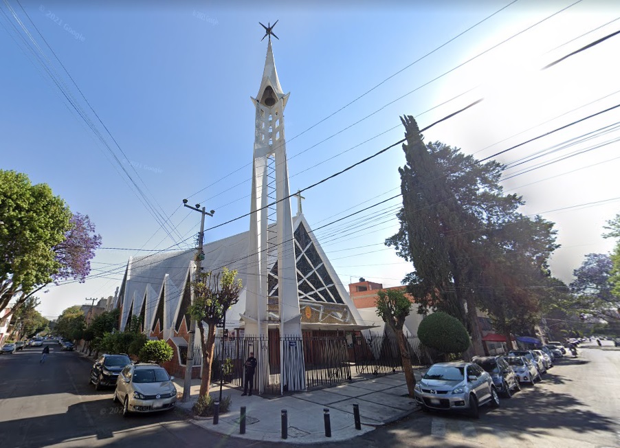 El hombre se encontraba en una capilla de la Parroquia Medalla Milagrosa. | Google Maps