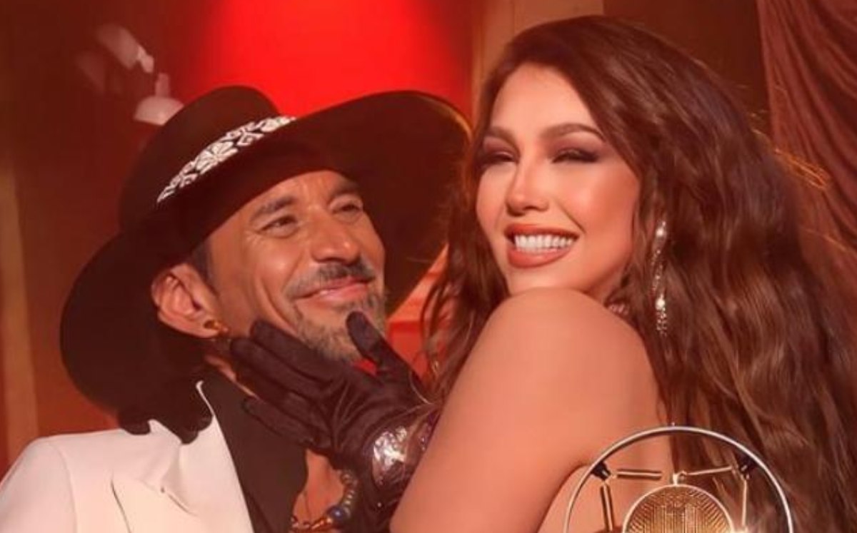 Thalía estrena Pachuco | Twitter
