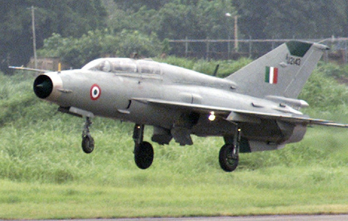 Avión militar soviético modelo MiG-21 (Reuters)