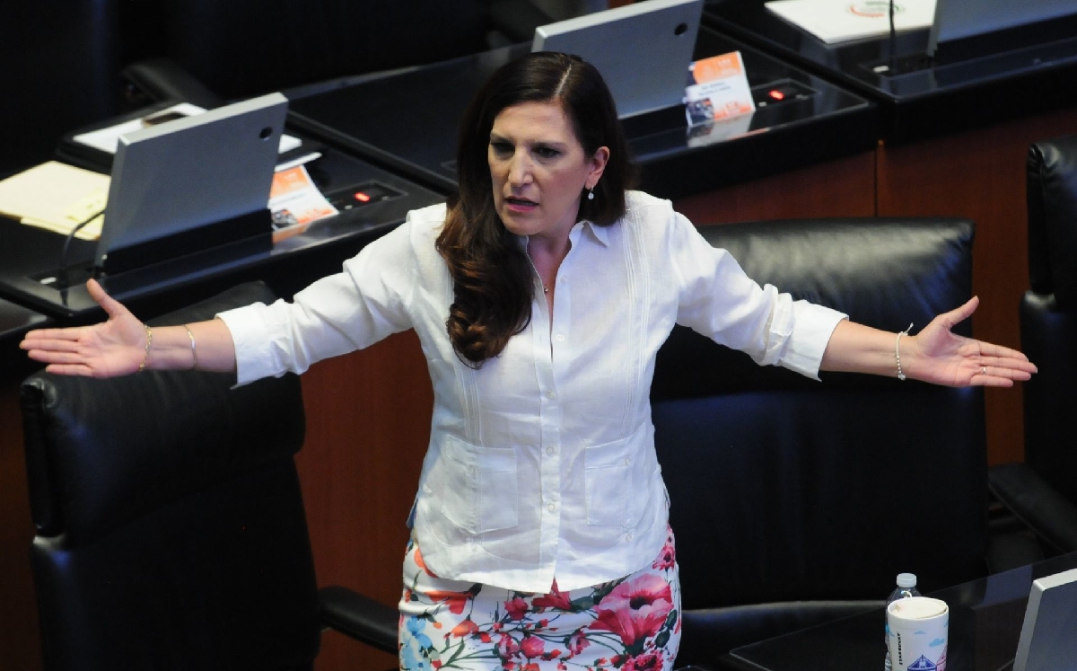 Kenia López Rabadán, senadora panista, durante una sesión de la cámara. | Cuartoscuro