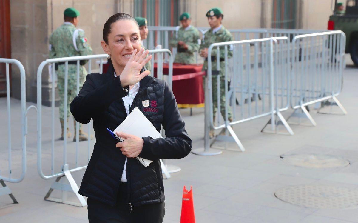 La mandataria capitalina saliendo de Palacio Nacional por la mañana.  | @Claudiashein